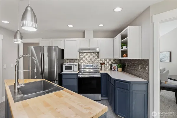 $650,000 | 17028 Suquamish Way Northeast, Suquamish, WA 98392