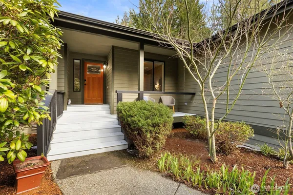 $650,000 | 17028 Suquamish Way Northeast, Suquamish, WA 98392