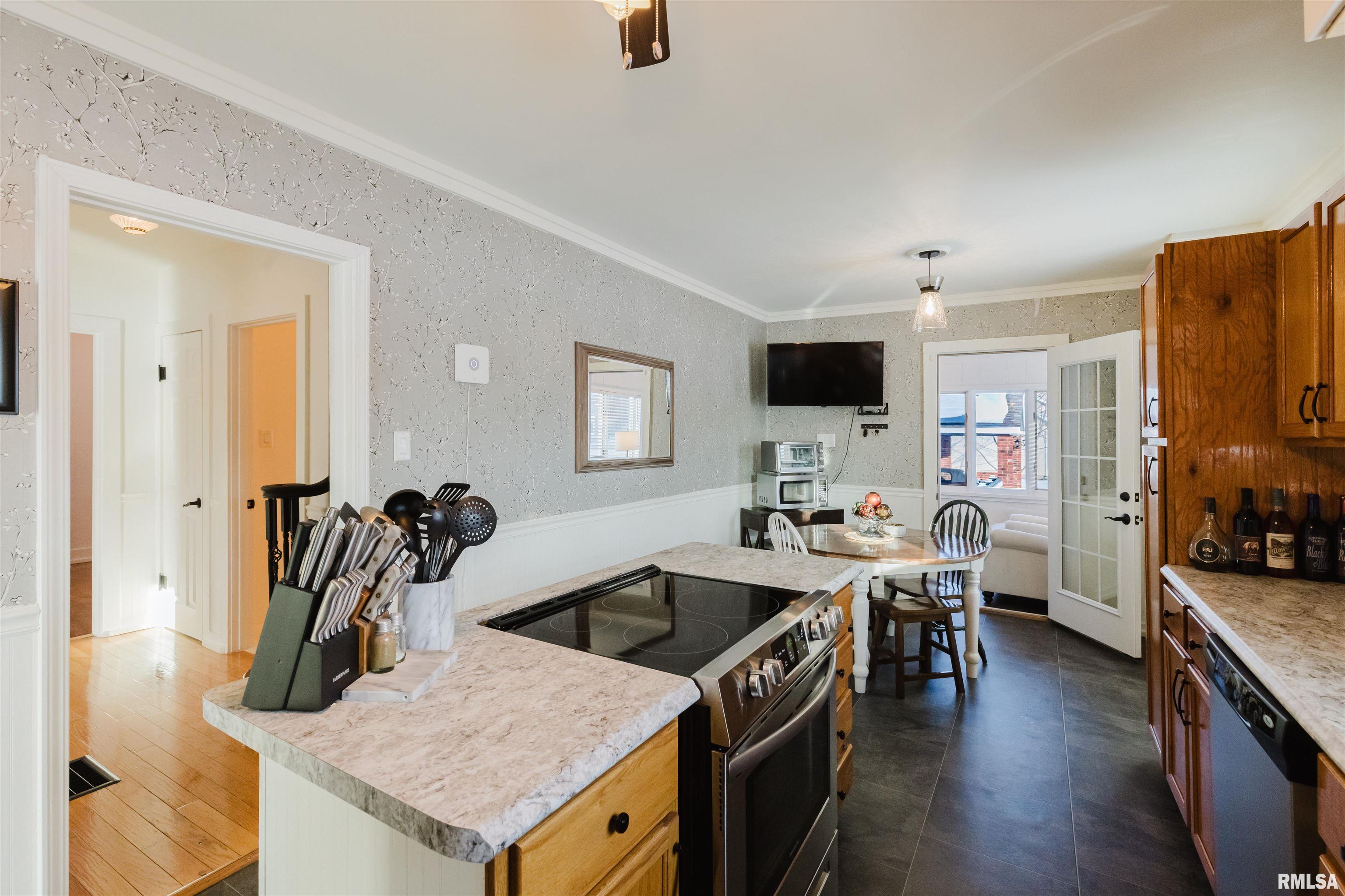 100 North 11th Street Herrin, IL 62948 - Photo 12 of 49