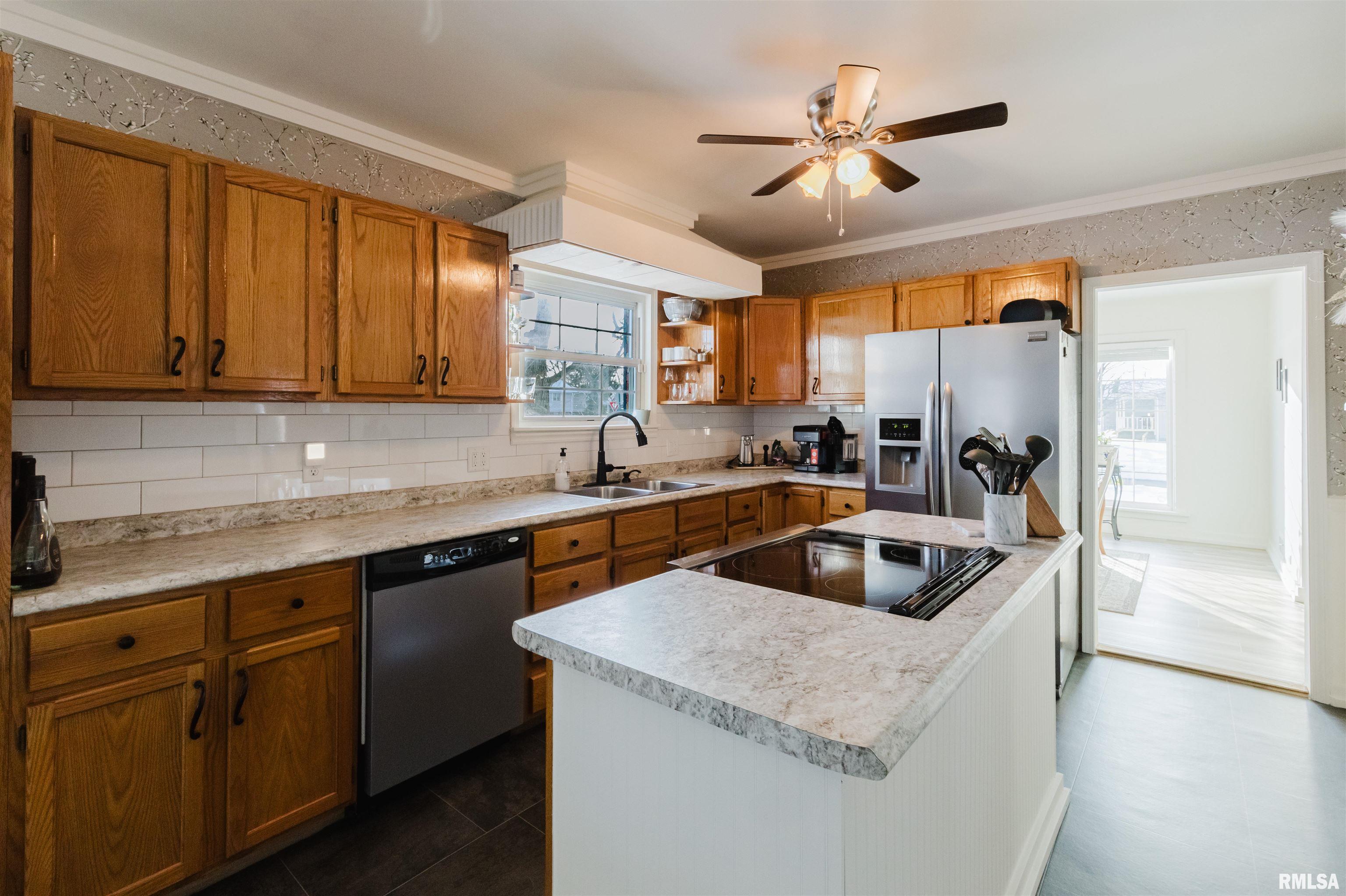 100 North 11th Street Herrin, IL 62948 - Photo 14 of 49