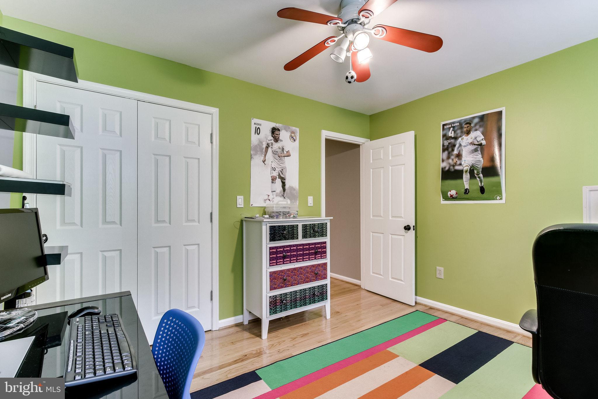 5102 Pheasant Ridge Road Fairfax, VA 22030 - Photo 41 of 68 Bedroom 4