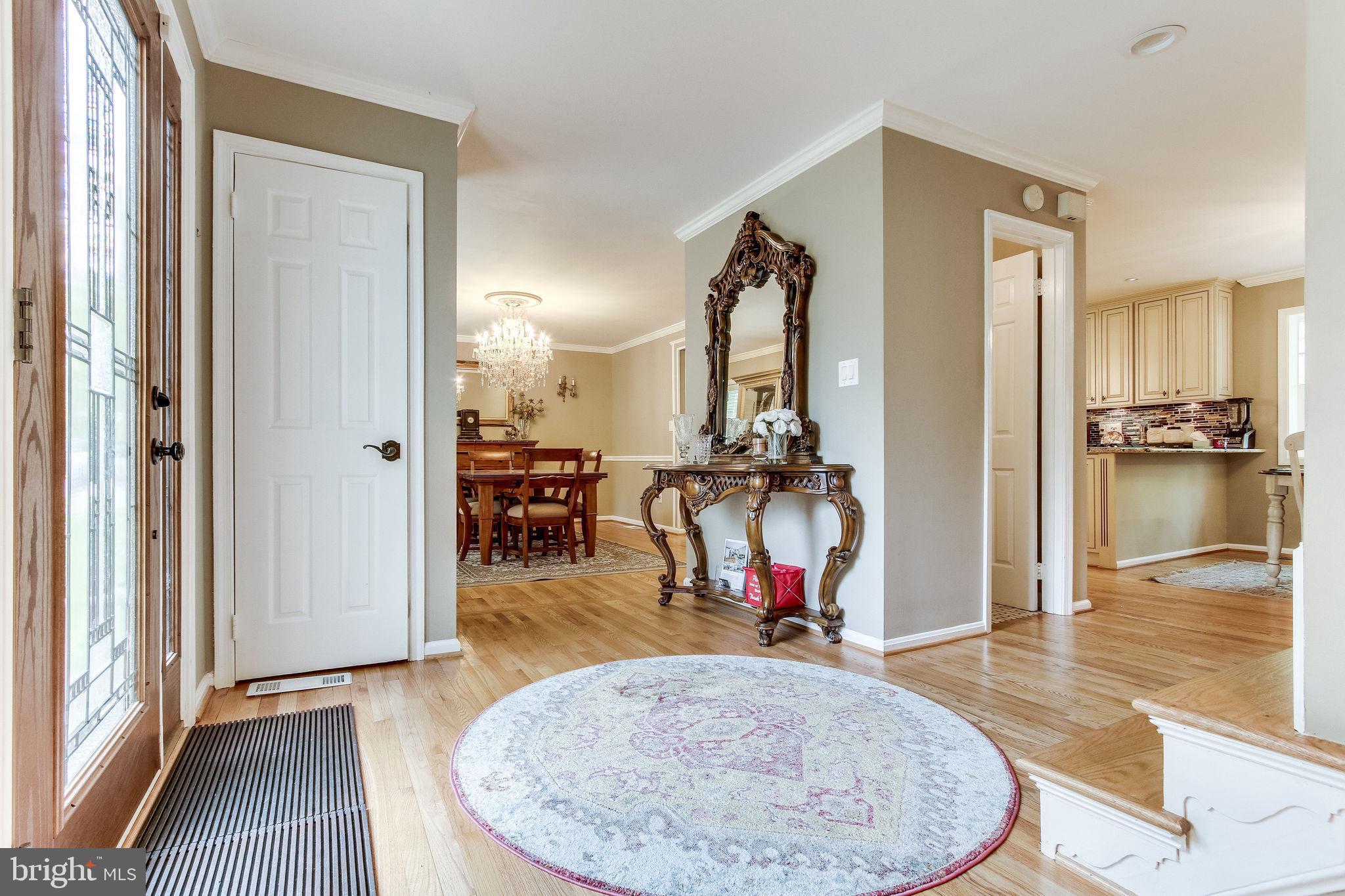 5102 Pheasant Ridge Road Fairfax, VA 22030 - Photo 10 of 68 Welcoming Foyer