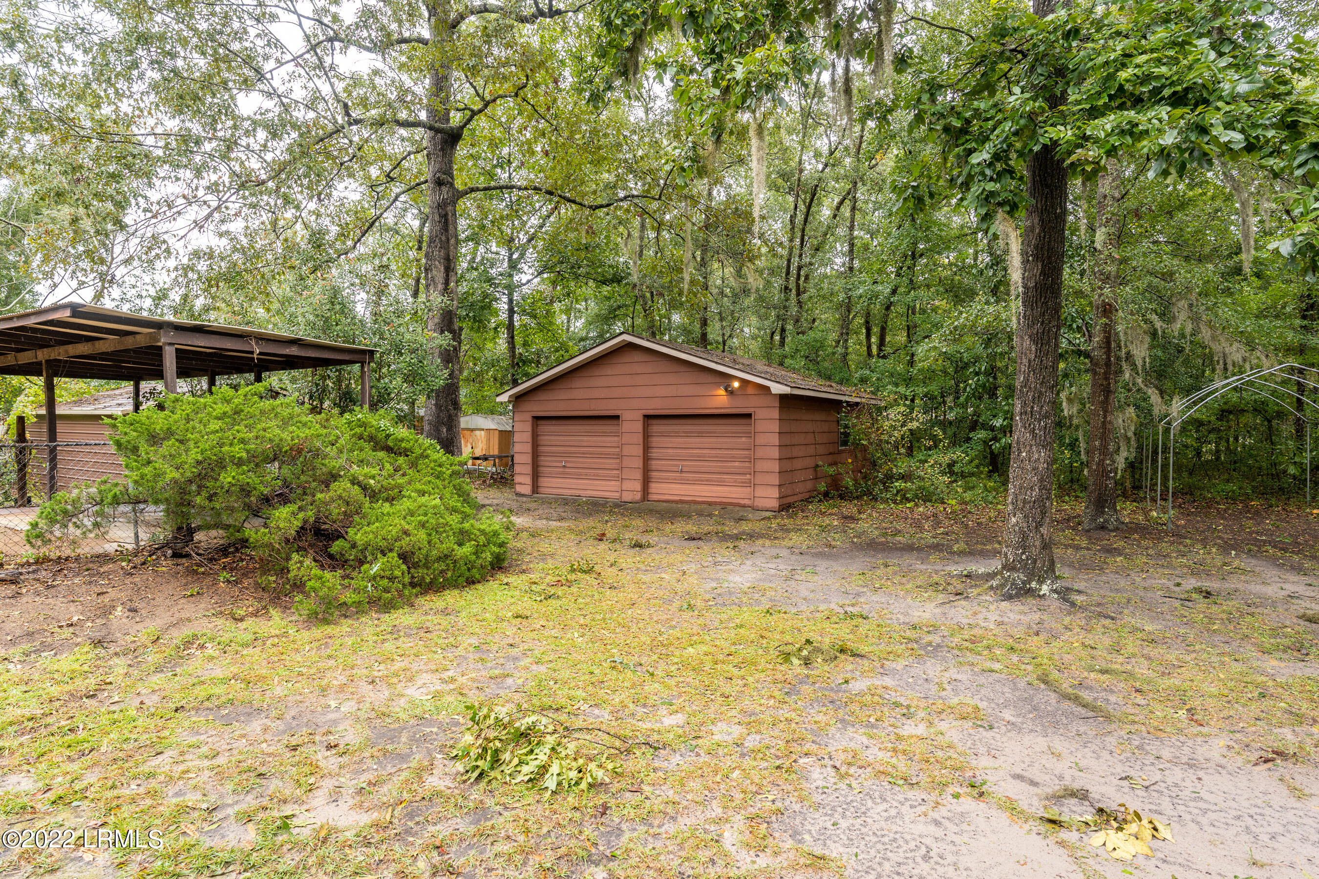 1 State Rd S-7-428 Beaufort, SC 29907 - Photo 14 of 43 workshop/mancave