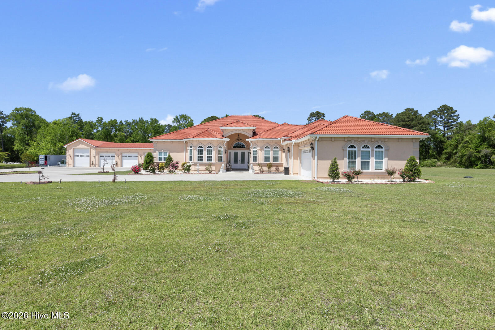 5976 Gum Branch Road Jacksonville, NC 28546 - Photo 3 of 96 Welcome Home!