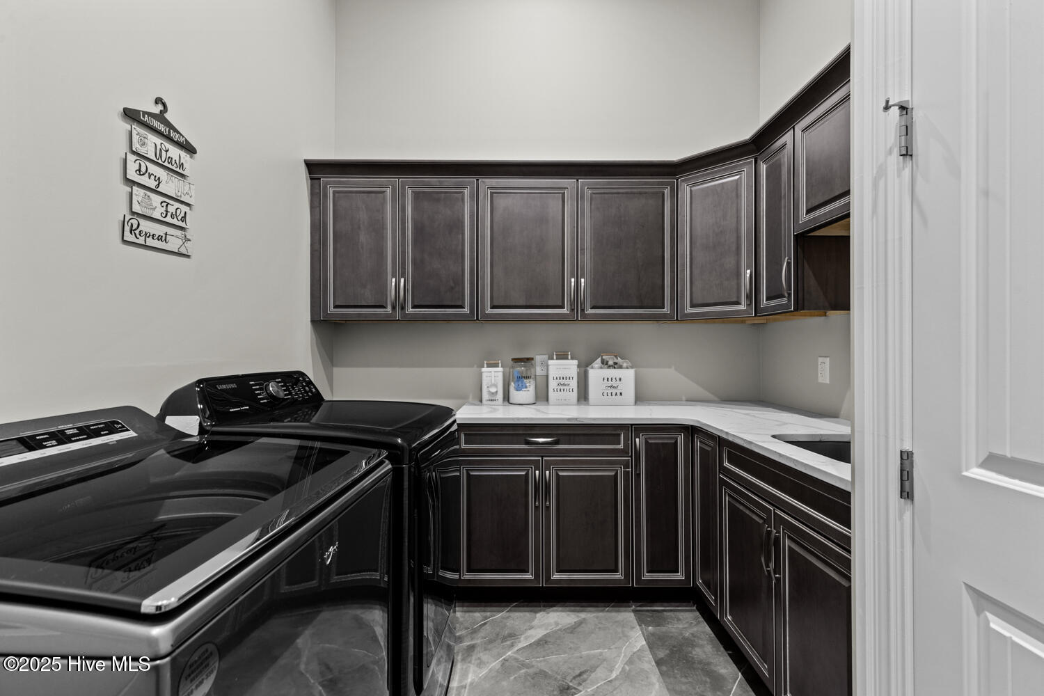 5976 Gum Branch Road Jacksonville, NC 28546 - Photo 57 of 96 Laundry room