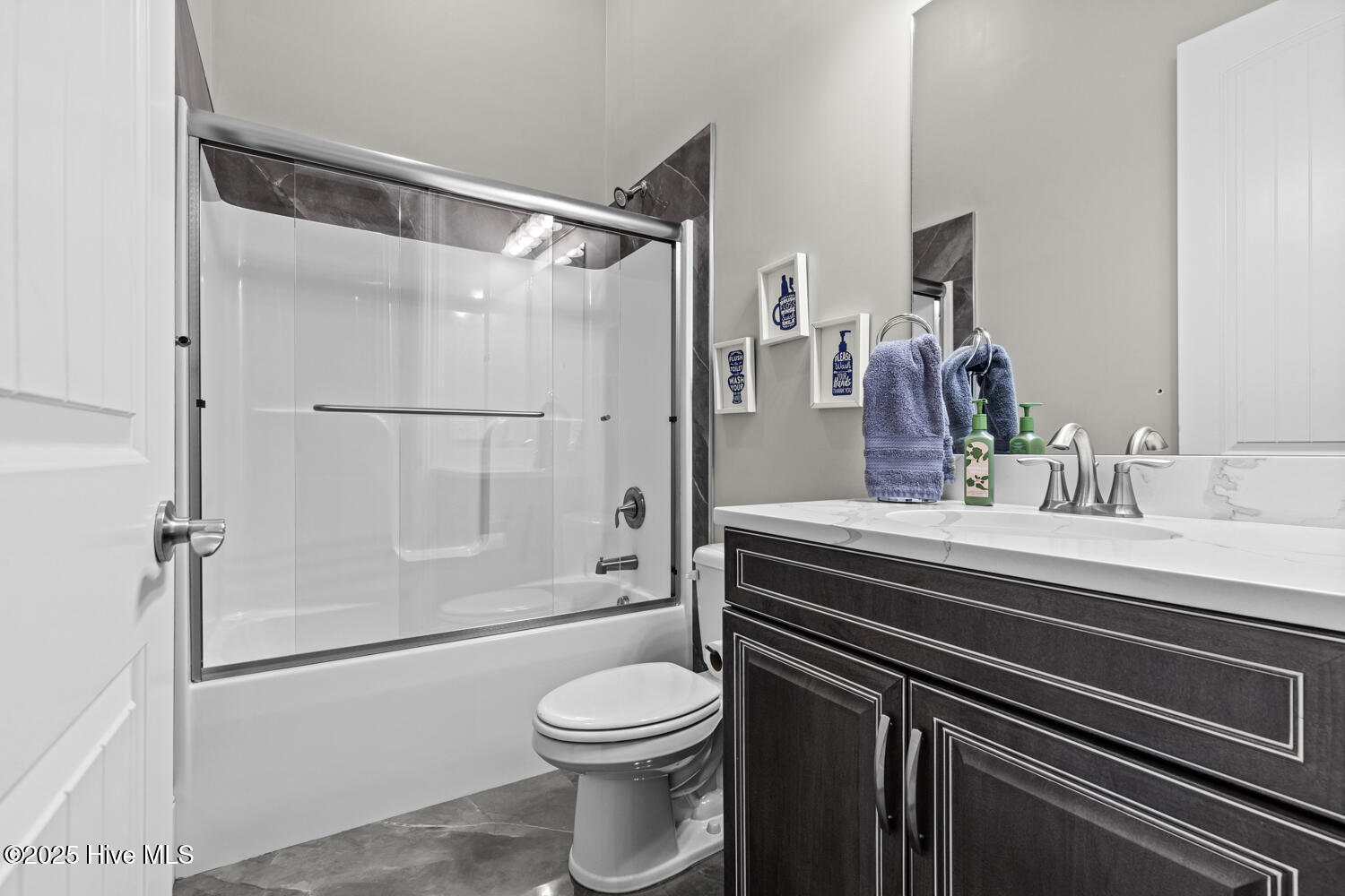5976 Gum Branch Road Jacksonville, NC 28546 - Photo 69 of 96 Full Bathroom #3