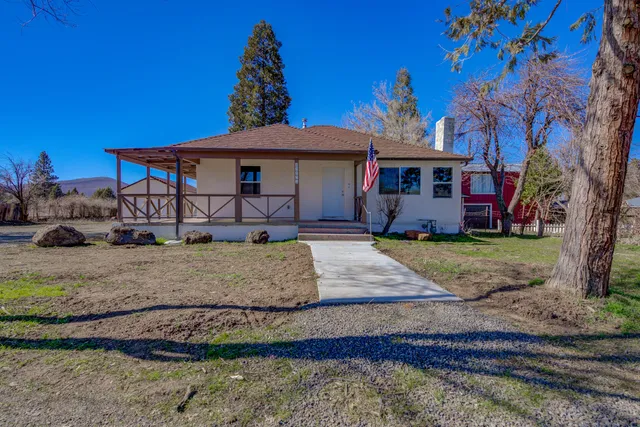 $247,000 | 43222 State Highway, Fall River Mills, CA 96028