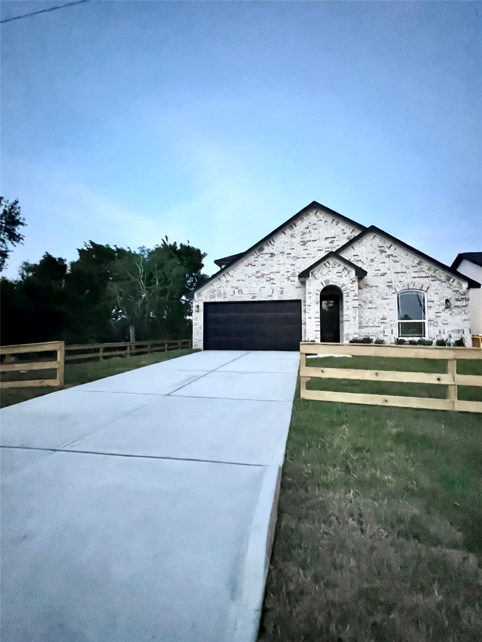 12911 Green Valley Drive Rosharon, TX 77583 - Photo 3 of 49