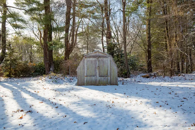 $379,900 | 32 Michele Drive, Somers, CT 06071