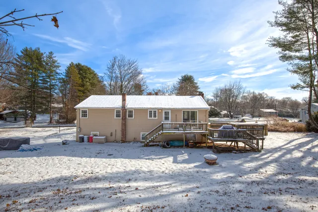 $379,900 | 32 Michele Drive, Somers, CT 06071