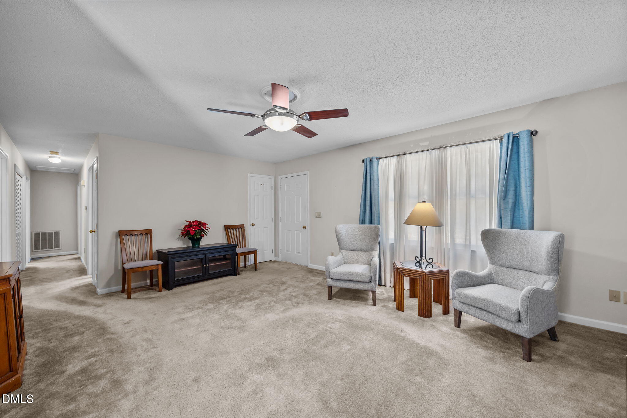 517 John Mitchell Road Youngsville, NC 27596 - Photo 4 of 40 Family Room