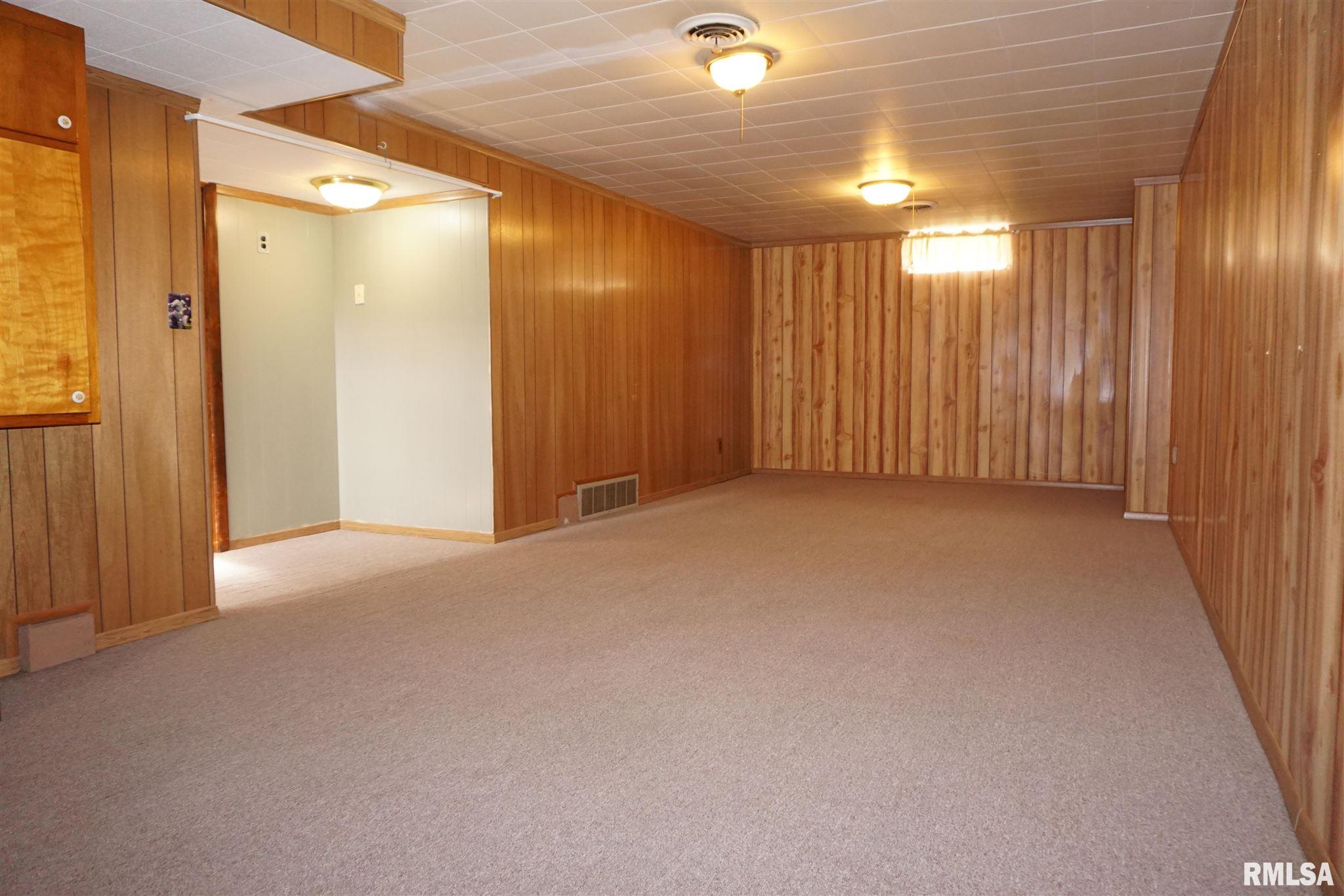 1503 Tennell Road Pekin, IL 61554 - Photo 16 of 17 Gallery Image 16