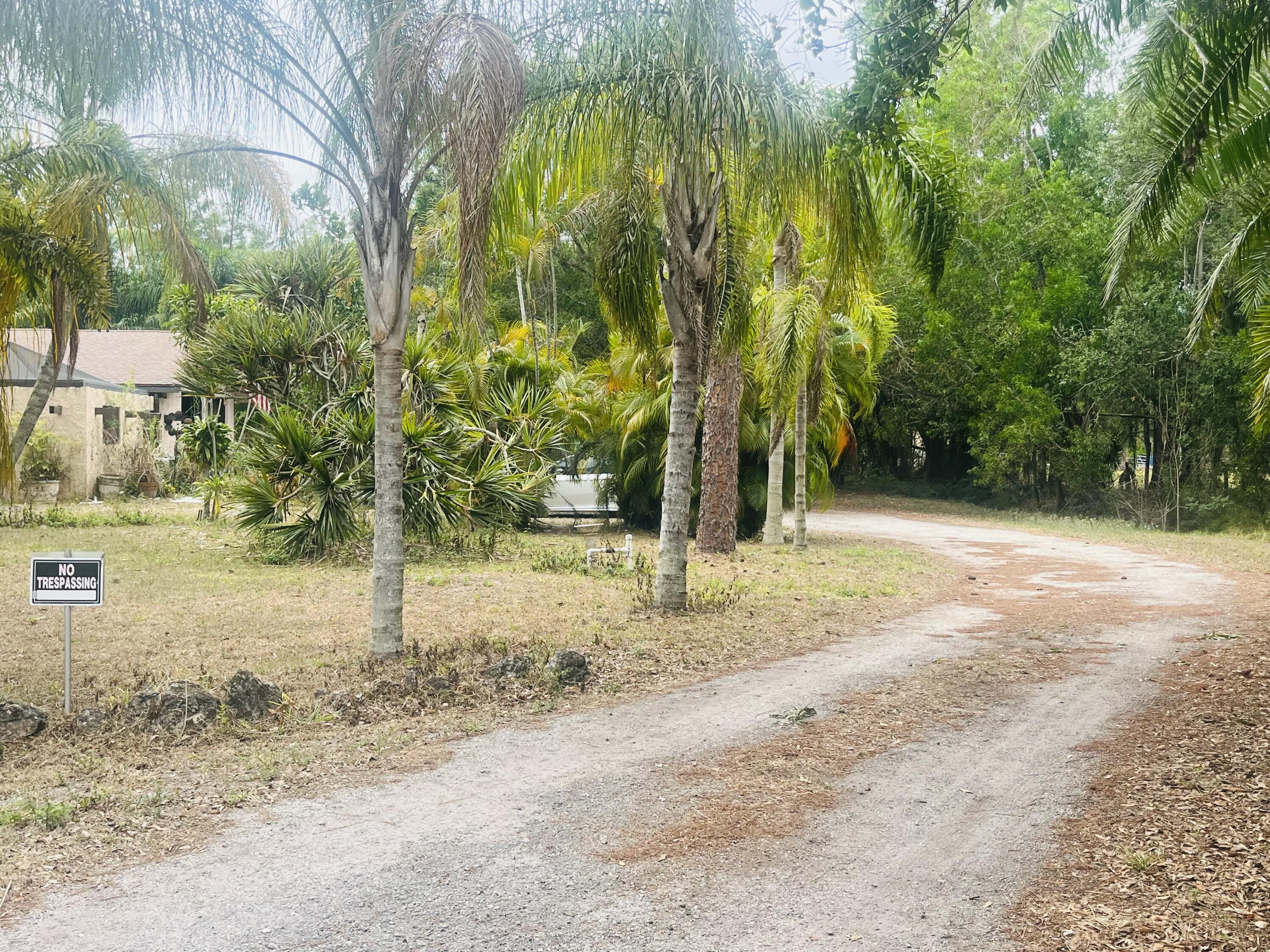 829 C Road Loxahatchee Groves, FL 33470 - Photo 3 of 16 IMG_7846