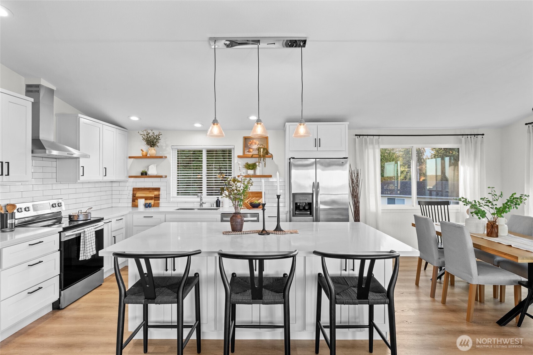 30013 2nd Avenue Southwest Federal Way, WA 98023 - Photo 10 of 40 a view of a dining room with furniture