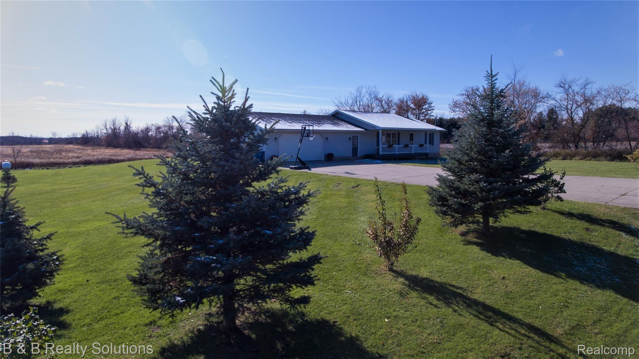 745 O Brien Road Mayville, MI 48744 - Photo 9 of 55 DJI_0025.jpg