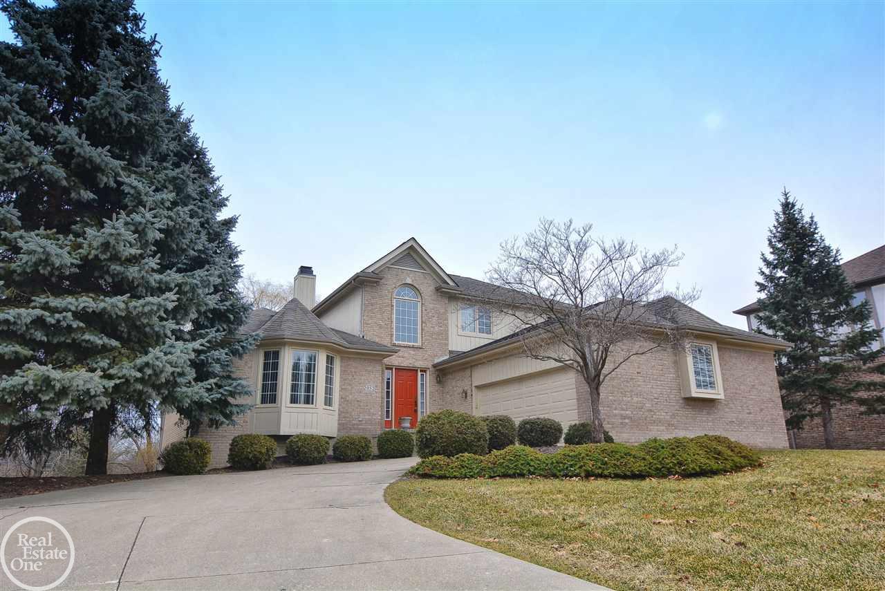 2052 Reagan Drive Rochester Hills, MI 48309 - Photo 1 of 70