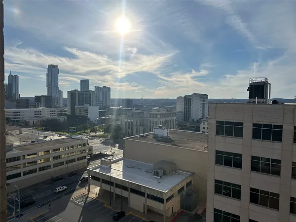 a picture of city view