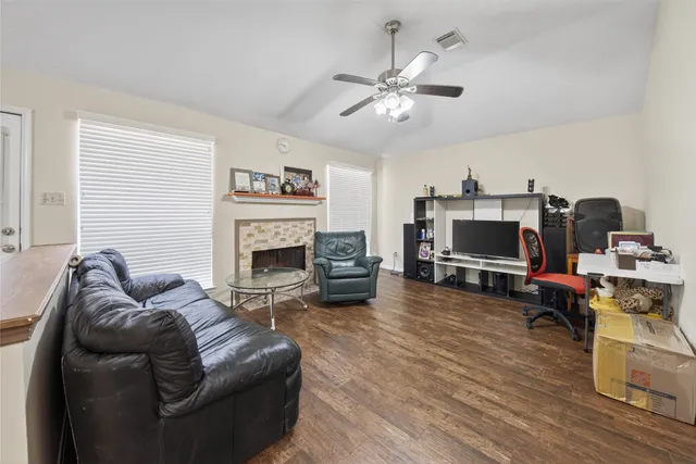 $275,000 | 21430 Meadowhill Drive, Spring, TX 77388