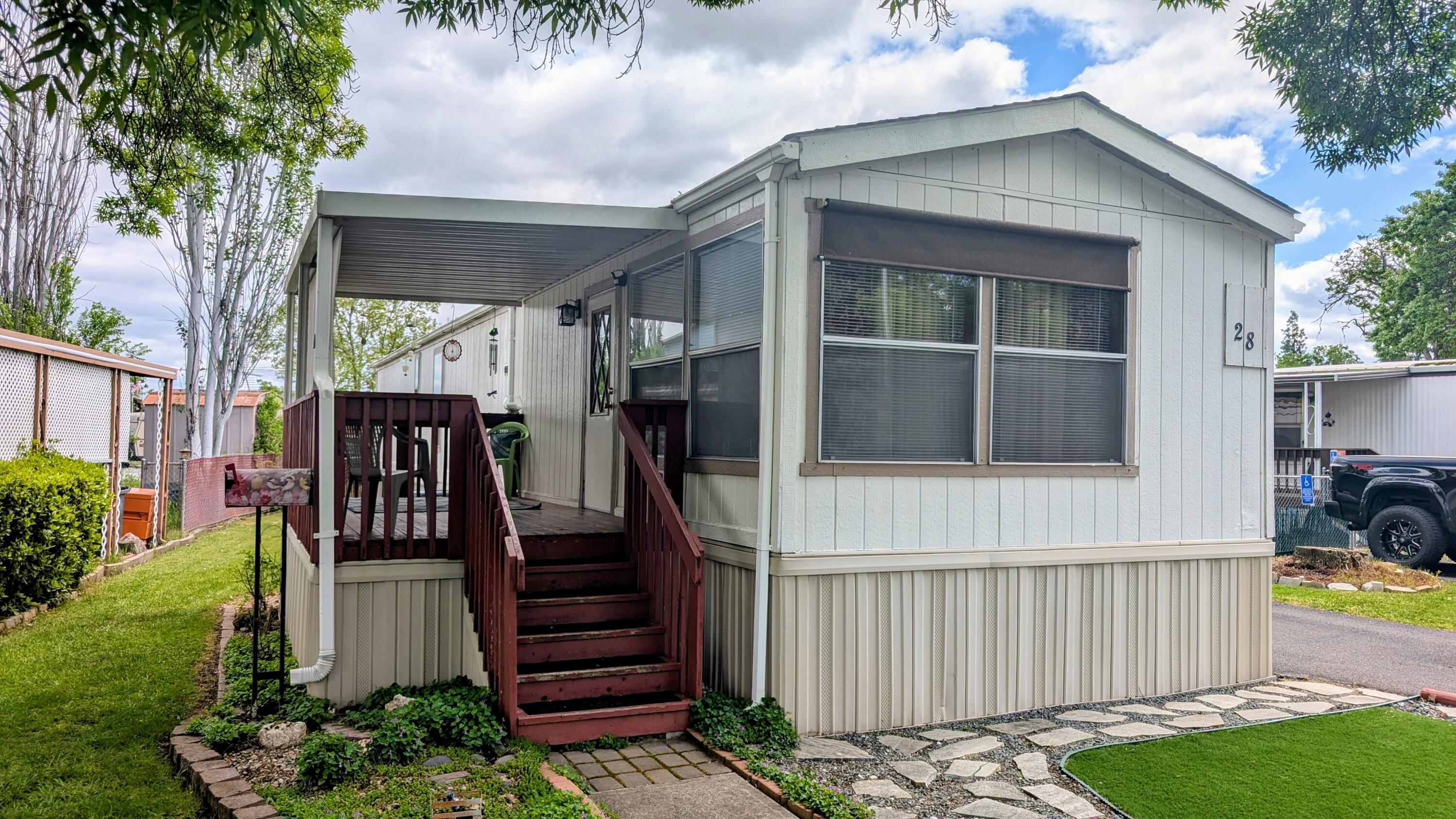 6850 Downing Road, Unit 28 Central Point, OR 97502 - Photo 1 of 8 8c4a1701-0d4b-405b-8c42-e201b1dffd6f~1
