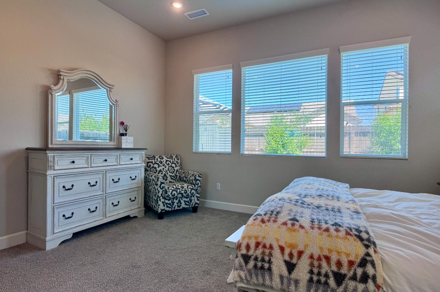 445 Bloom Lane Clovis, CA 93619 - Photo 19 of 31