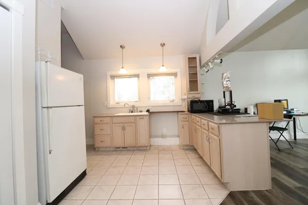 $750,000 | 31300 Oasis Road, Center City, MN 55012
