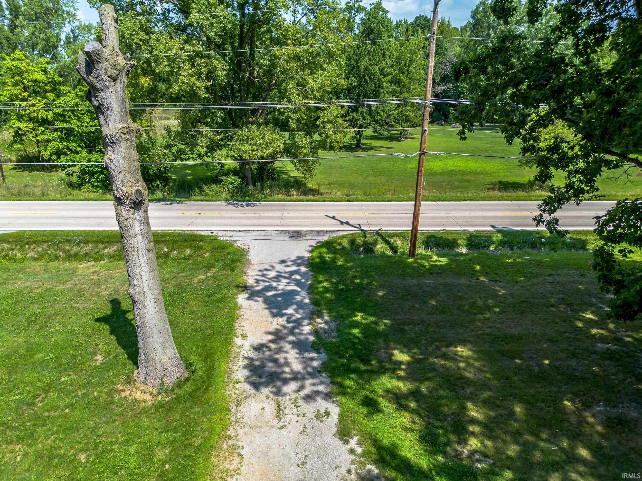 2605 West Dupont Road Fort Wayne, IN 46818 - Photo 6 of 36