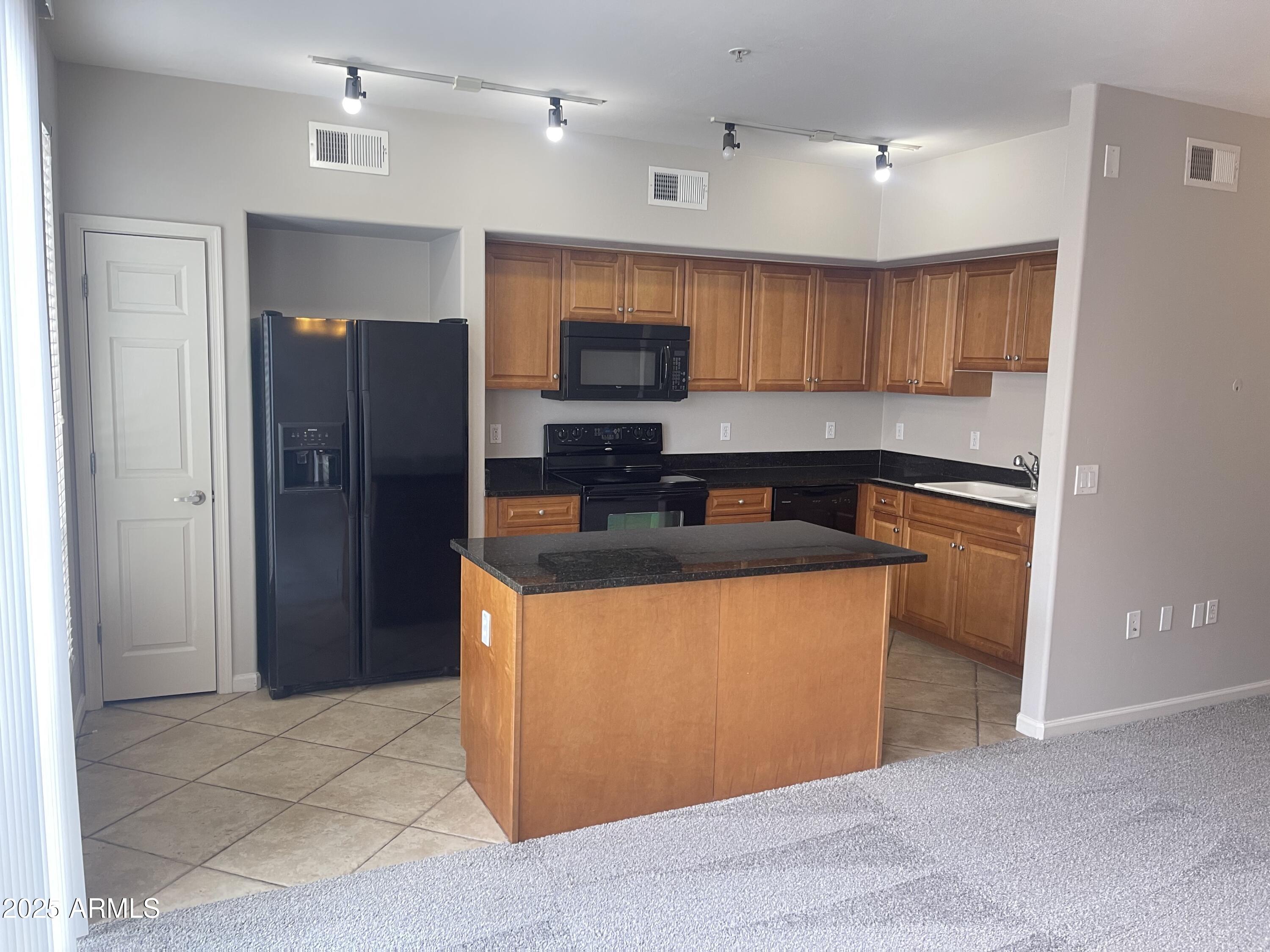 1920 East Bell Road, Unit 1188 Phoenix, AZ 85022 - Photo 2 of 23 IMG_2390