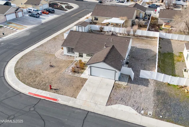 $414,900 | 1418 Red Bluffs Way, Fernley, NV 89408