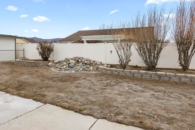 $414,900 | 1418 Red Bluffs Way, Fernley, NV 89408