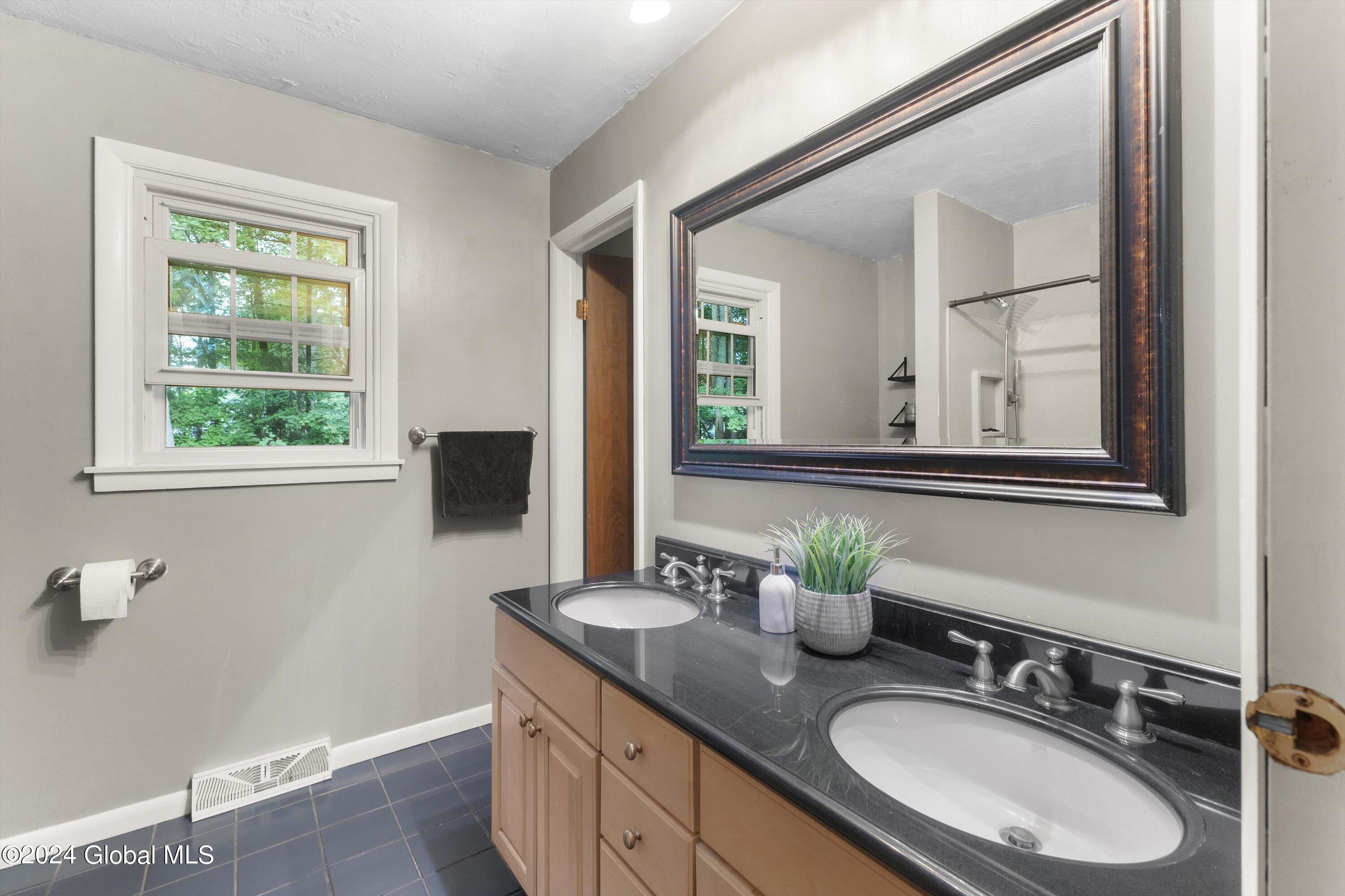 26 Aldrich Road Milton, NY 12020 - Photo 17 of 27 25-IMG_0186