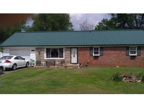 1901 Siam Road Elizabethton, TN 37643 - Photo 1 of 6 FRONT