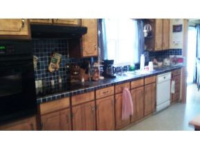 1901 Siam Road Elizabethton, TN 37643 - Photo 3 of 6 KITCHEN
