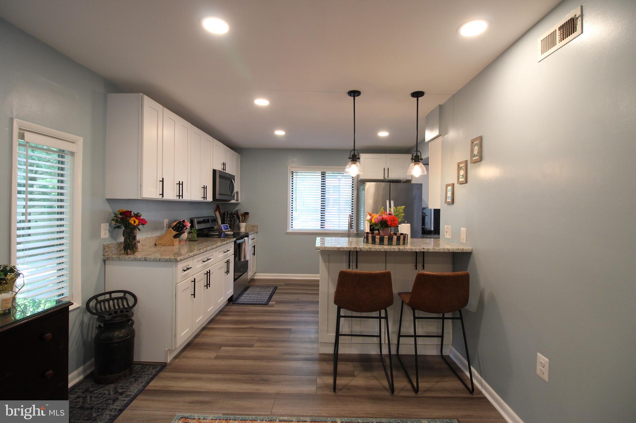 2450 Cloudcroft Square Reston, VA 20191 - Photo 7 of 21 Gallery Image 7