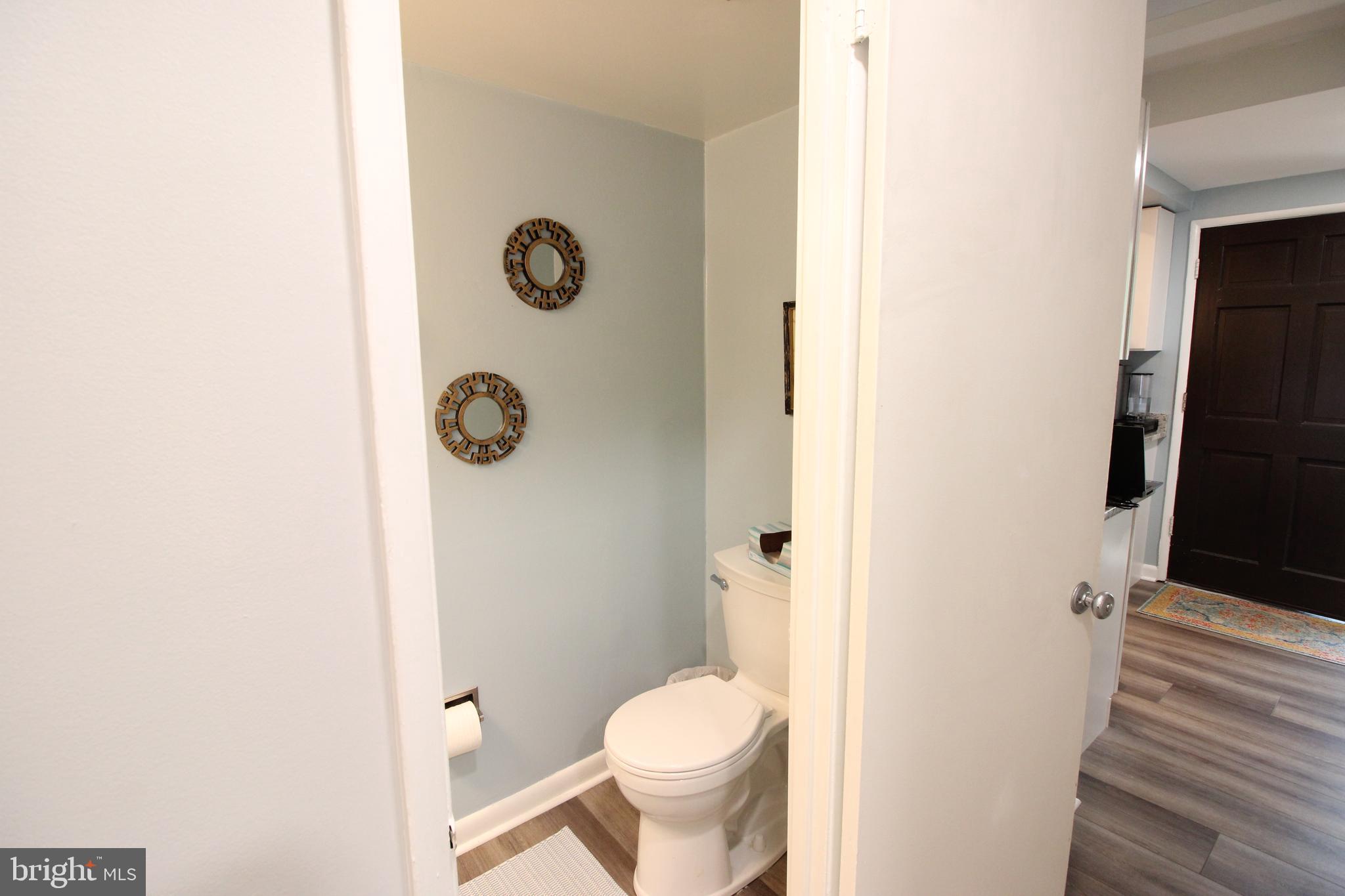 2450 Cloudcroft Square Reston, VA 20191 - Photo 10 of 21 Gallery Image 10