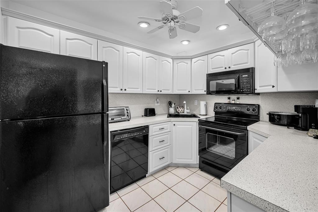 2600 Pine Ridge Way South, Unit A2 Palm Harbor, FL 34684 - Photo 19 of 86
