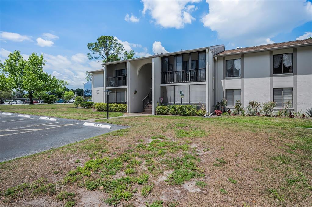 2600 Pine Ridge Way South, Unit A2 Palm Harbor, FL 34684 - Photo 4 of 86