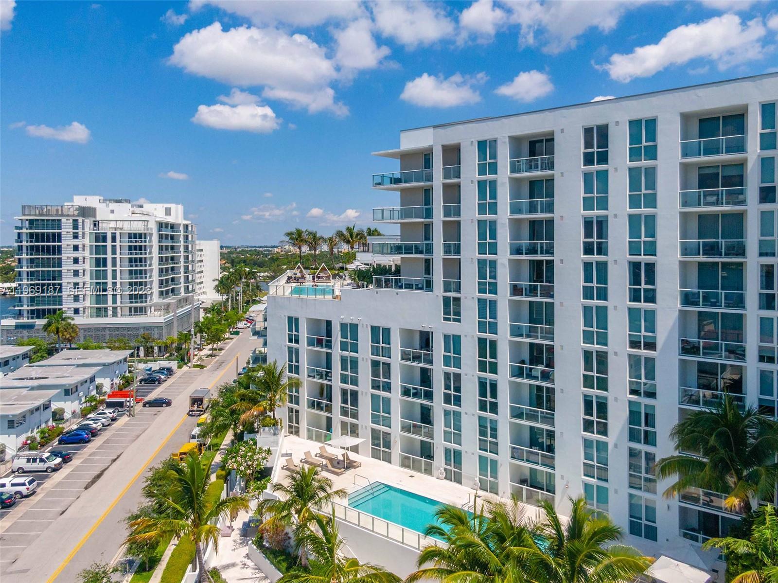 401 North Birch Road, Unit 502 Fort Lauderdale, FL 33304 - Photo 39 of 52 a view of a building