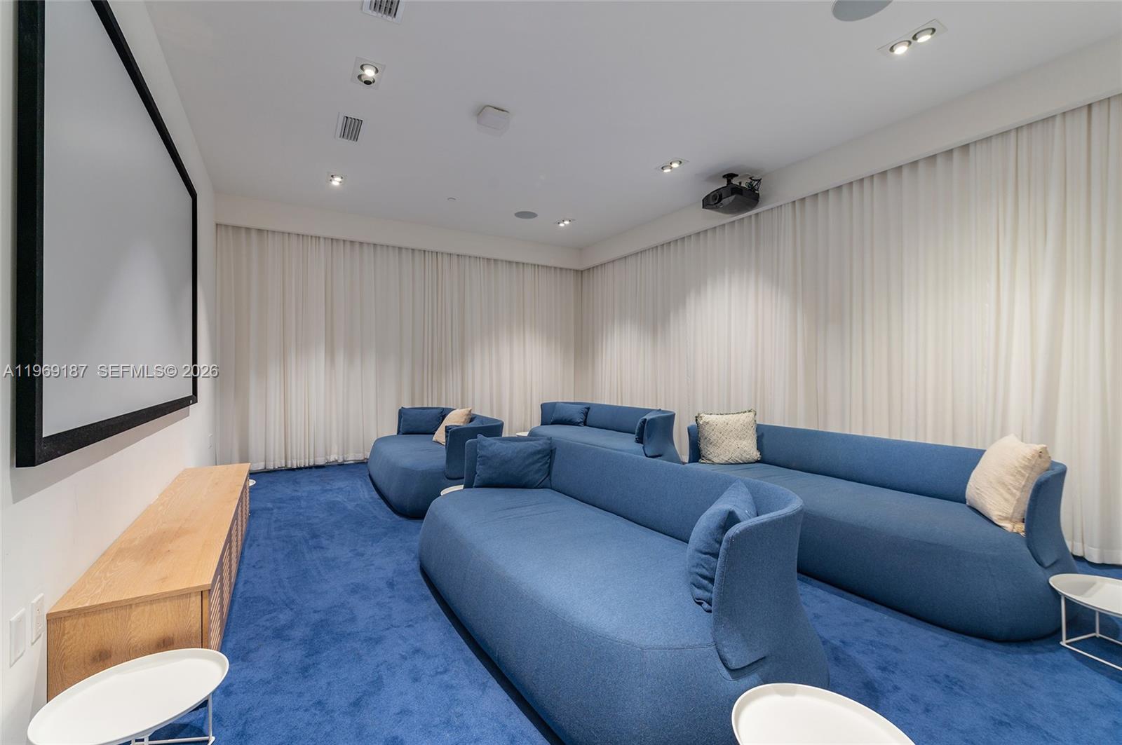 401 North Birch Road, Unit 502 Fort Lauderdale, FL 33304 - Photo 52 of 52 a living room with furniture