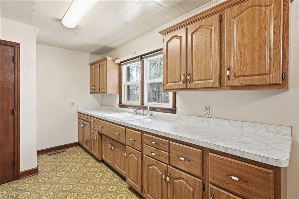 134 Grady Road Reidsville, NC 27320 - Photo 15 of 45