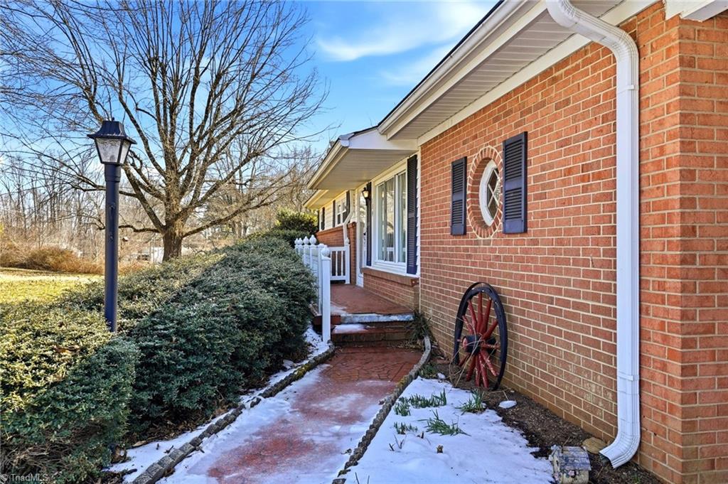 134 Grady Road Reidsville, NC 27320 - Photo 5 of 45