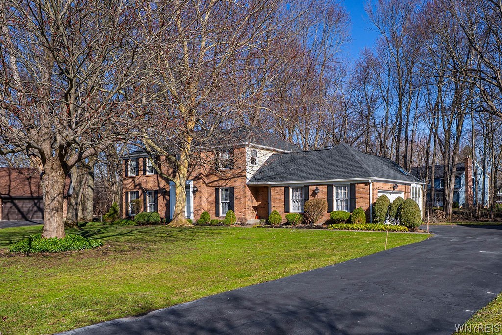 48 Deer Run Amherst, NY 14221 - Photo 2 of 44