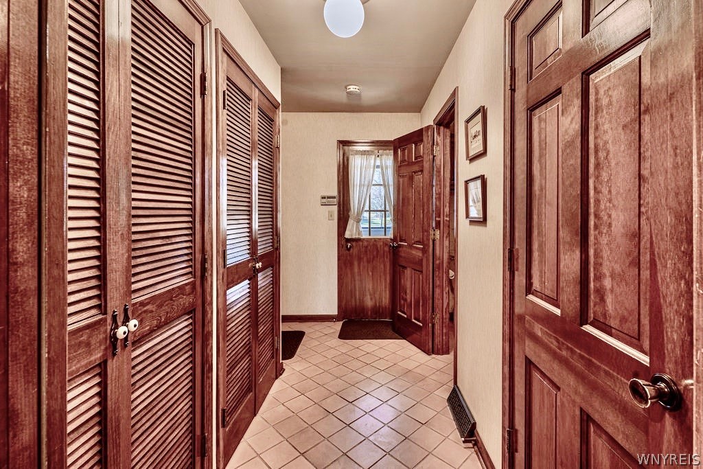 48 Deer Run Amherst, NY 14221 - Photo 24 of 44
