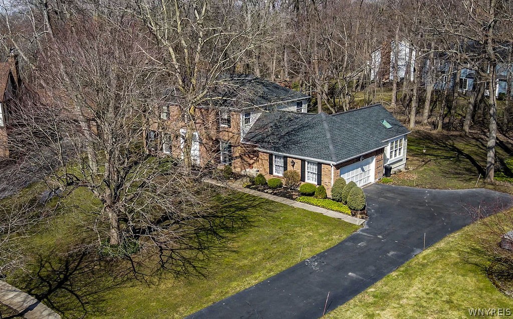 48 Deer Run Amherst, NY 14221 - Photo 3 of 44