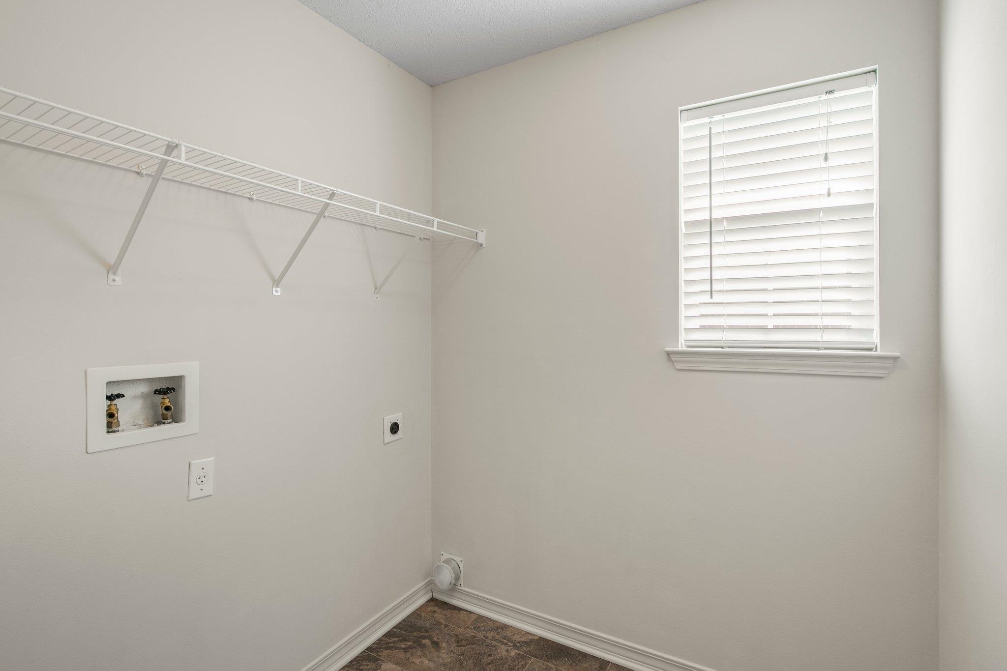 8176 Edgewood Drive Daphne, AL 36526 - Photo 38 of 40