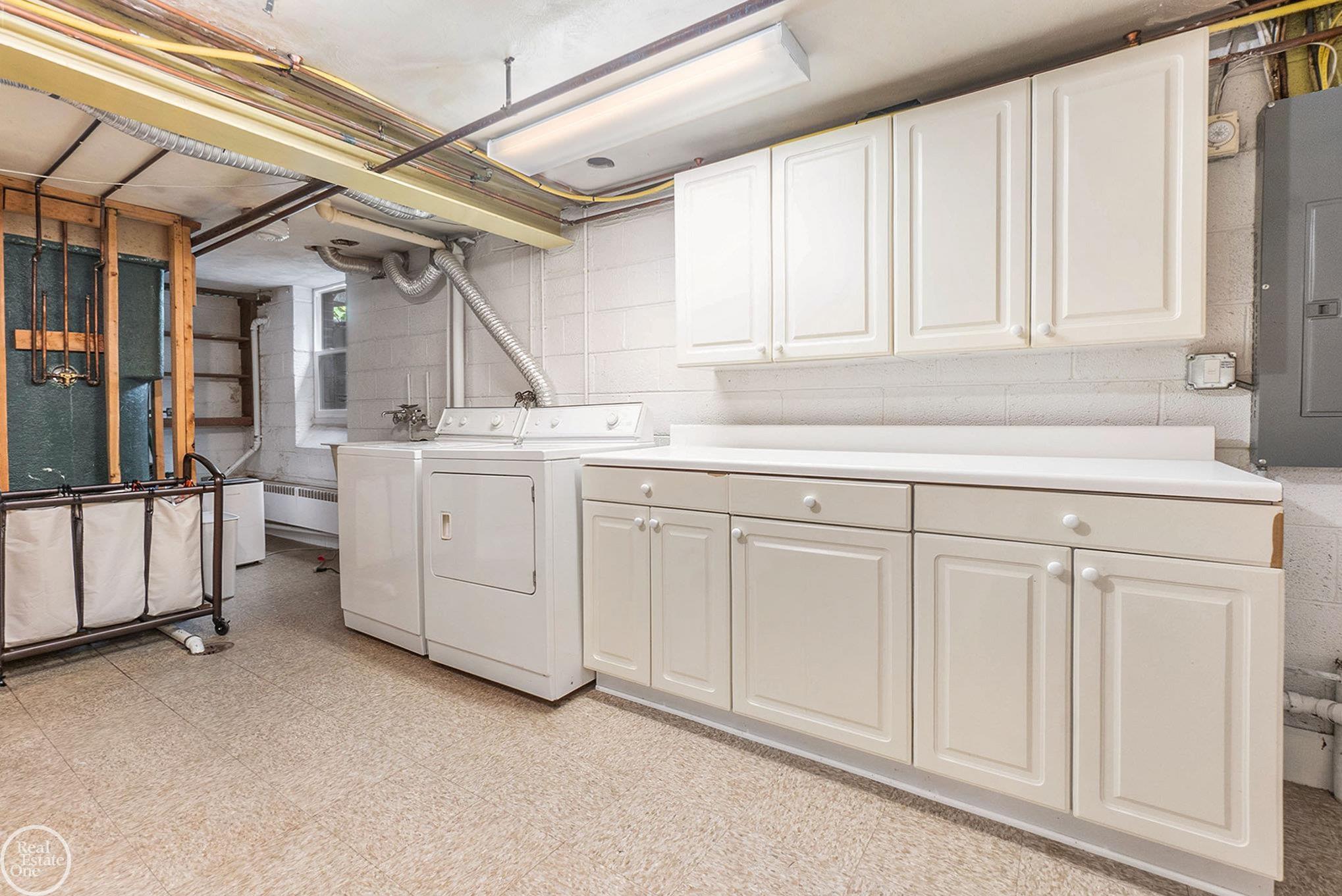 3781 Lincoln Road Bloomfield Hills, MI 48301 - Photo 28 of 37