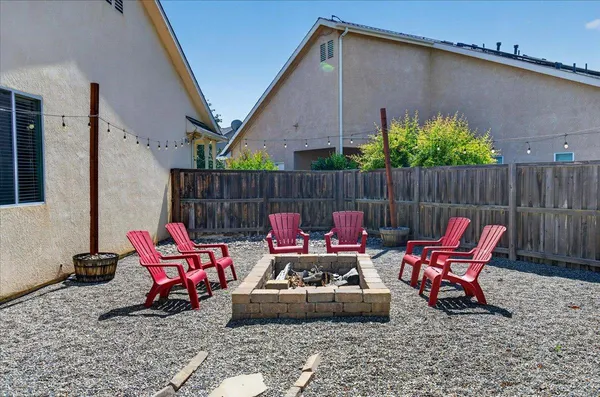 $700,000 | 1994 North Cherry Lane, Clovis, CA 93619