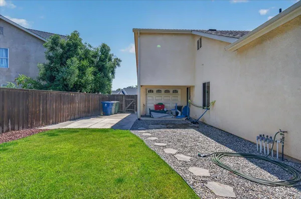 $700,000 | 1994 North Cherry Lane, Clovis, CA 93619