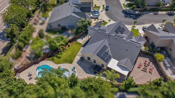 $700,000 | 1994 North Cherry Lane, Clovis, CA 93619