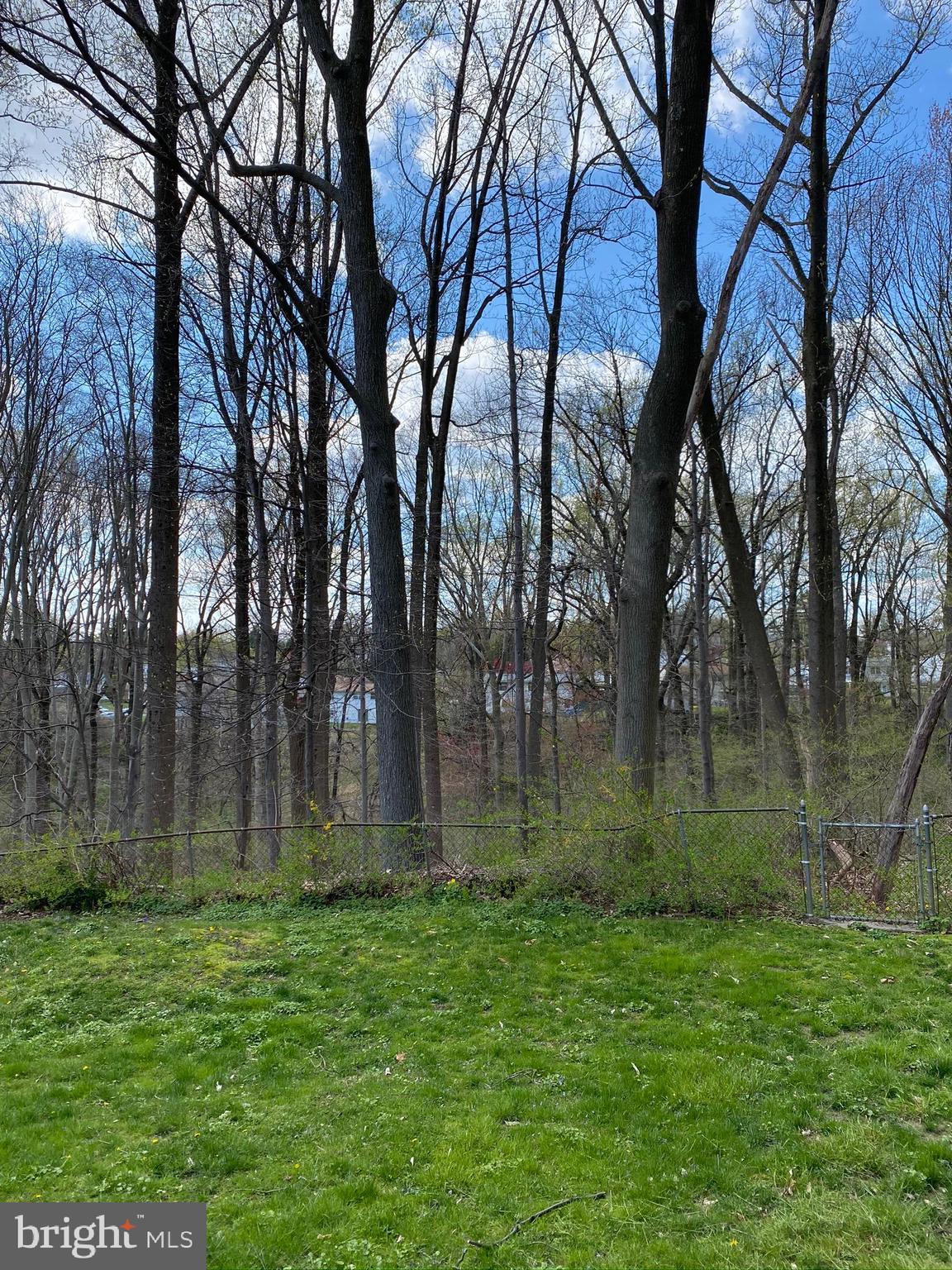 9120 Springview Road Philadelphia, PA 19115 - Photo 3 of 33 Gallery Image 3