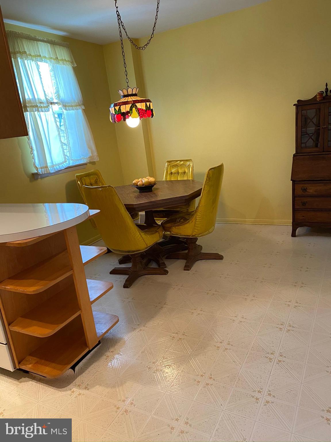 9120 Springview Road Philadelphia, PA 19115 - Photo 8 of 33 Gallery Image 8